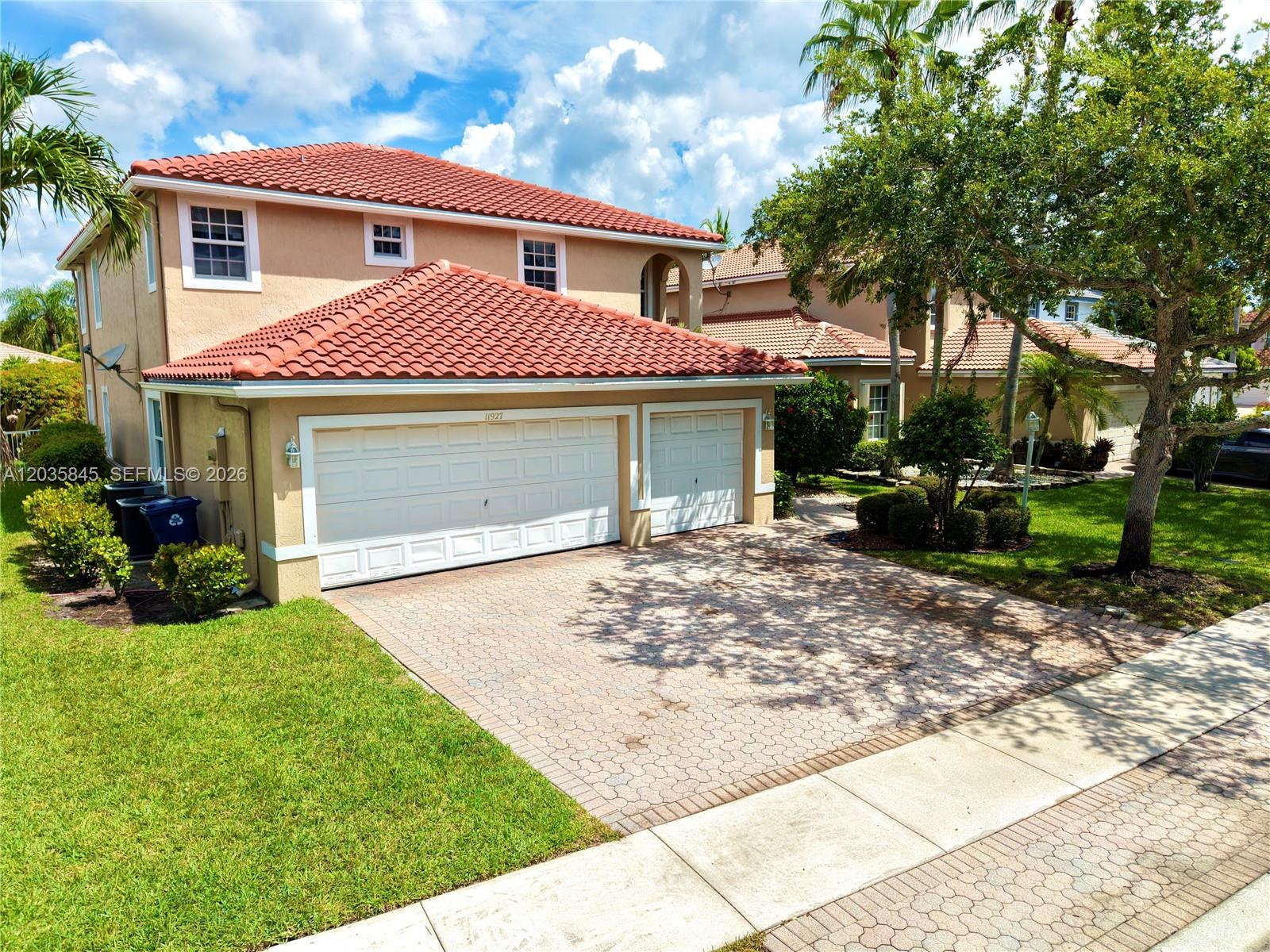 11927 NW 47th St, Coral Springs FL 33076
