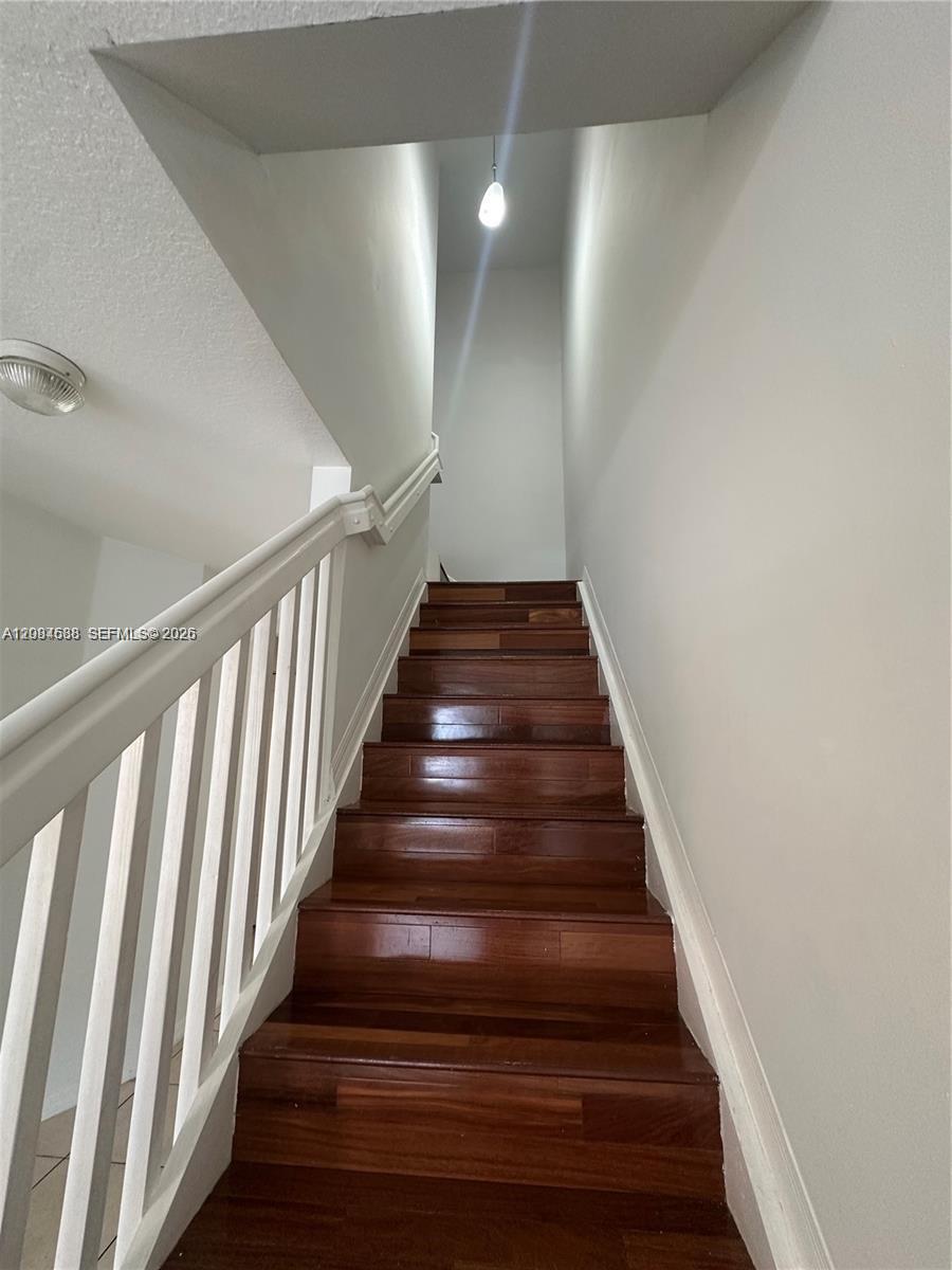 2191 Anchor Ct # 1902 — Photo 4