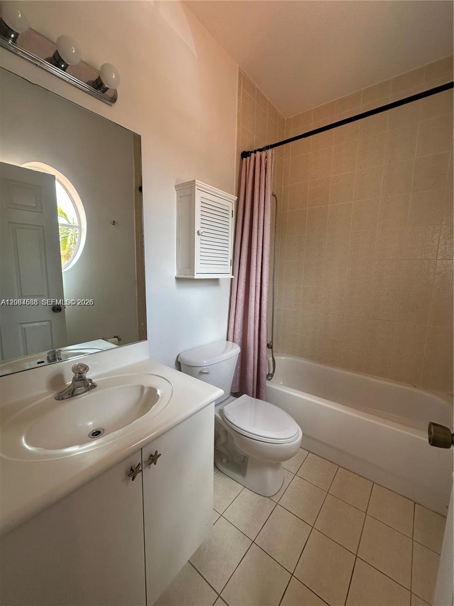 2191 Anchor Ct # 1902 — Photo 5