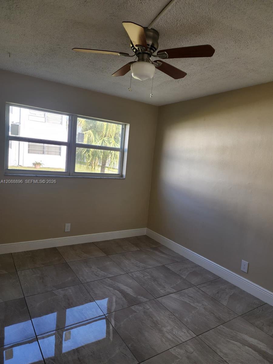 1400 NW 43rd Ter # 107, Lauderhill FL 33313