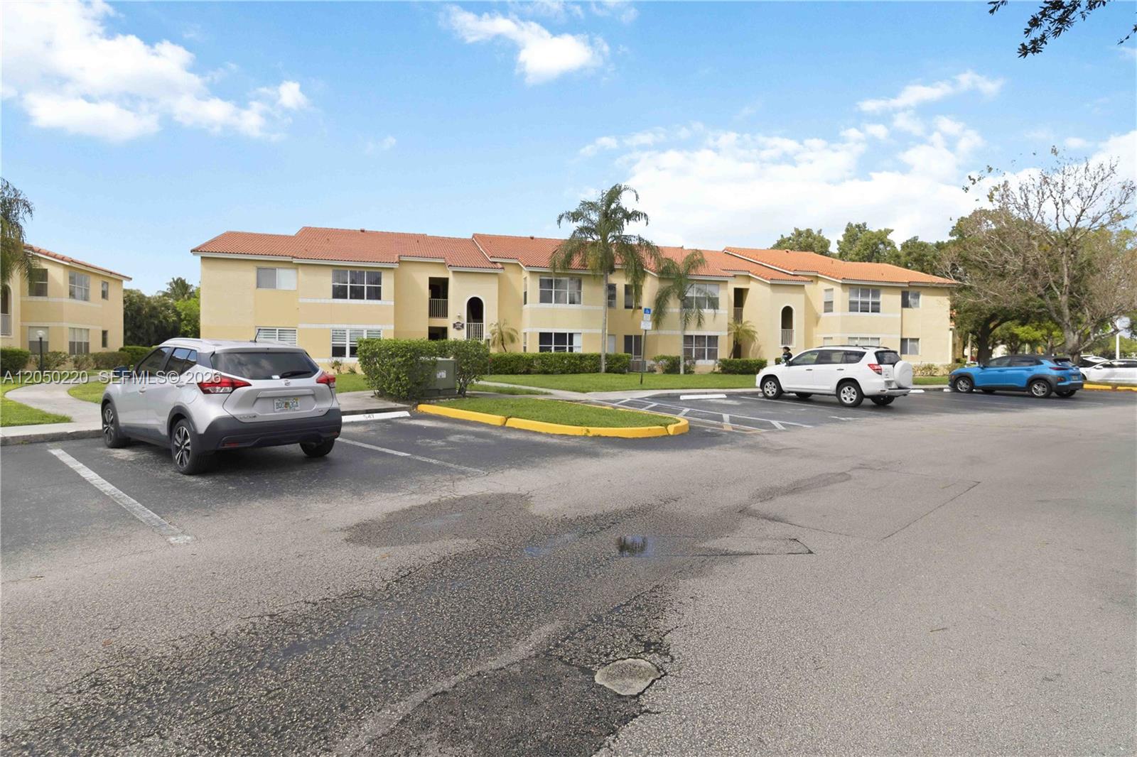 12760 Vista Isles # 724 — Photo 3