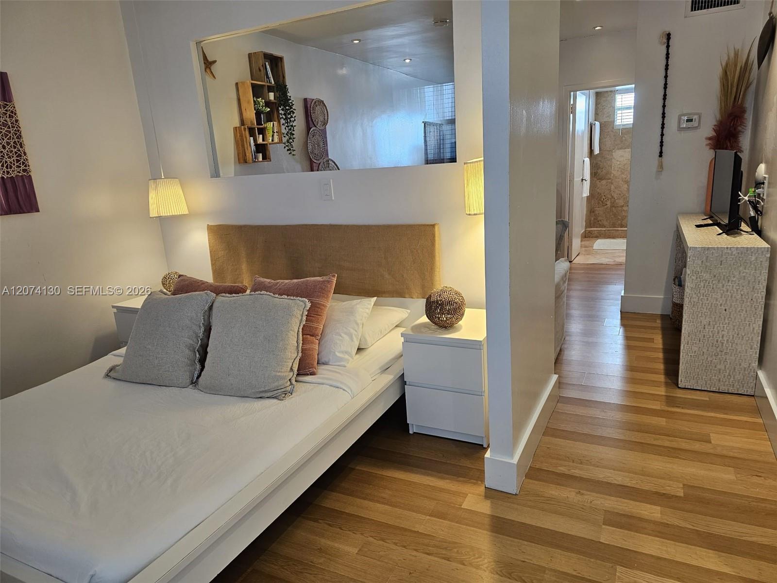 751 Collins Ave # 2 — Photo 3