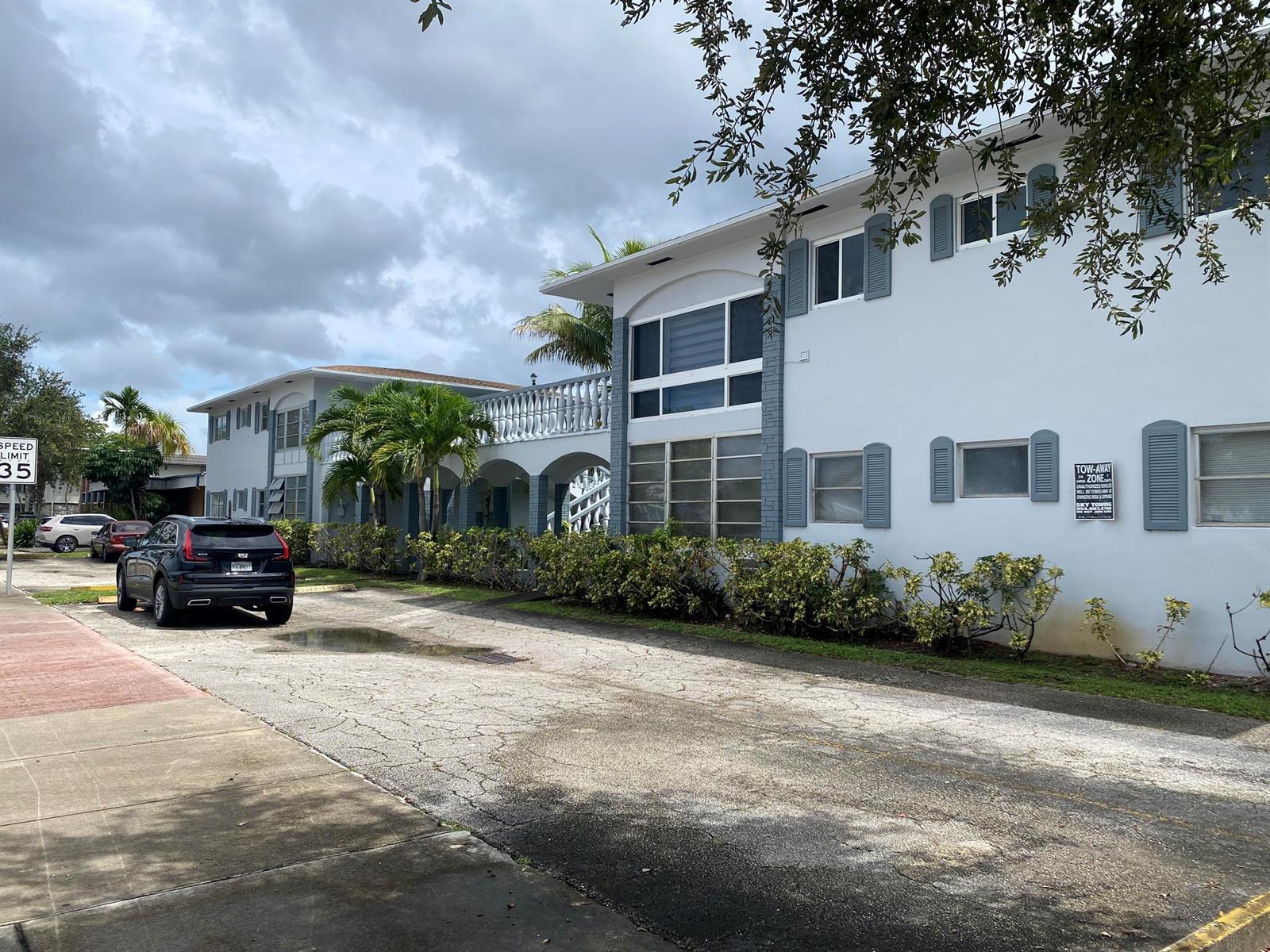 5112 HOLLYWOOD Boulevard # 25, Hollywood FL 33021