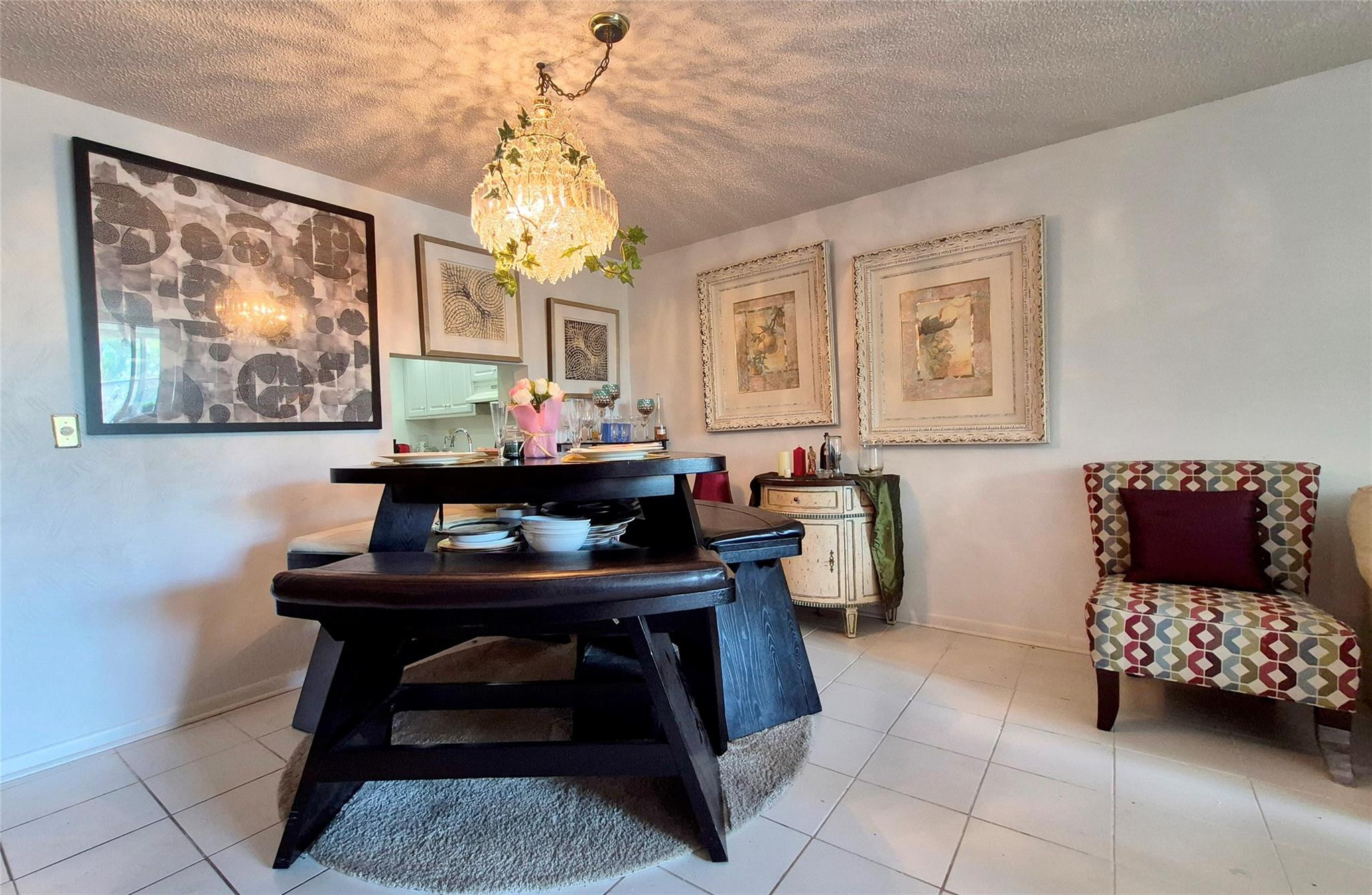 2840 Somerset Drive # 208m — Photo 4