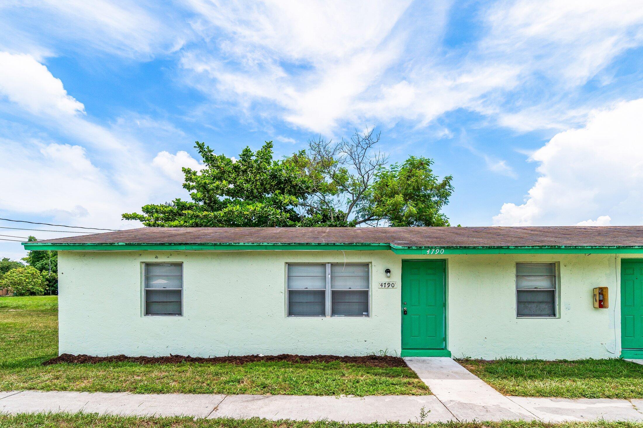 4766 Gulfstream Road, Lake Worth FL 33461