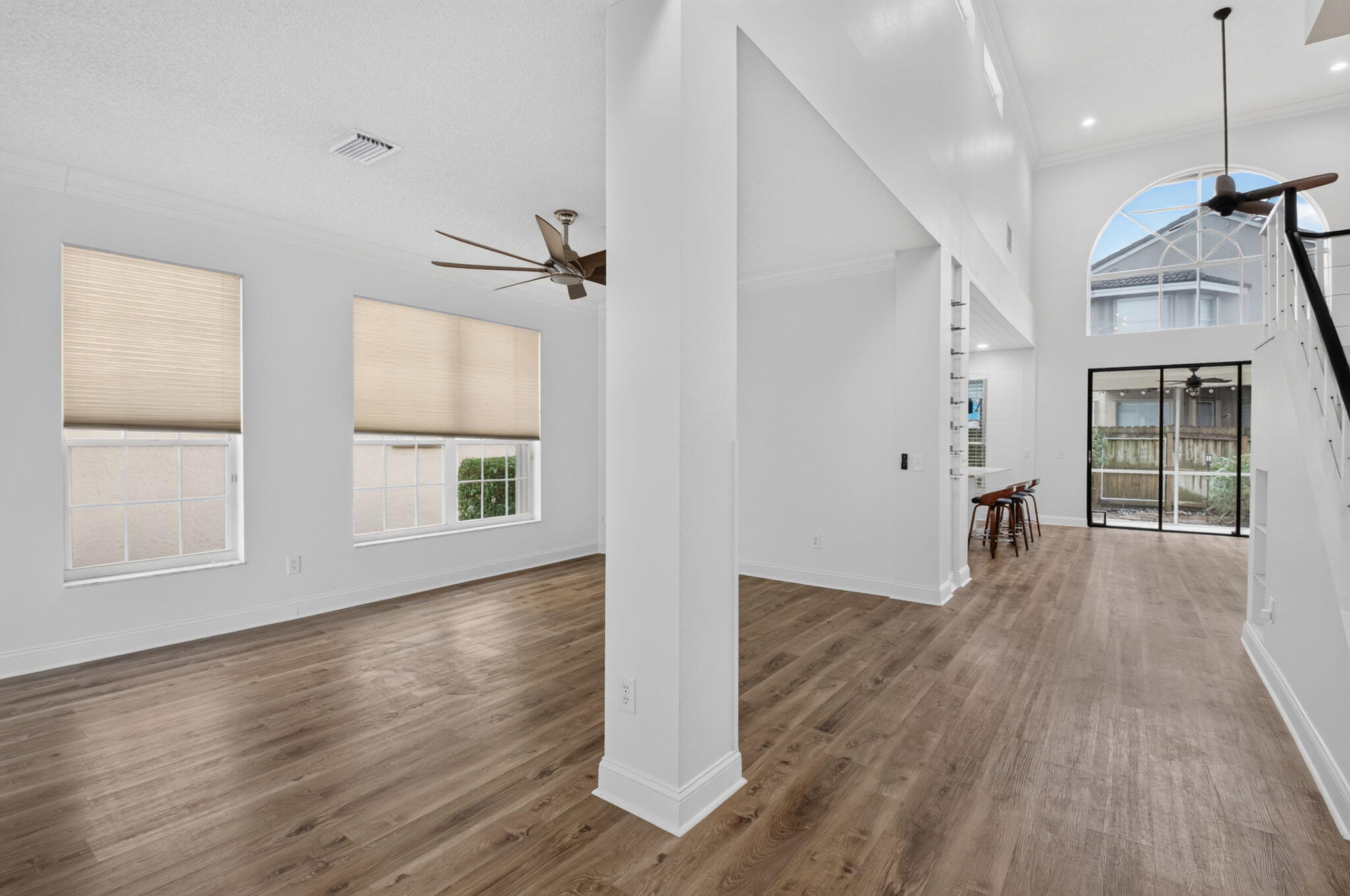 10894 OLD BRIDGEPORT Lane — Photo 4