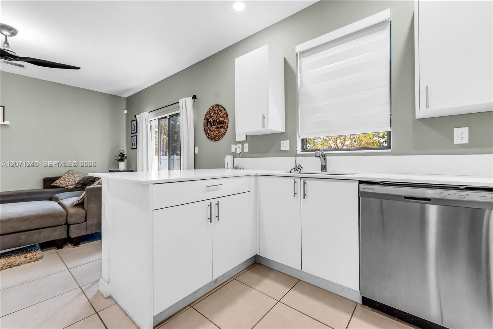 20397 NW 6th Pl — Photo 4