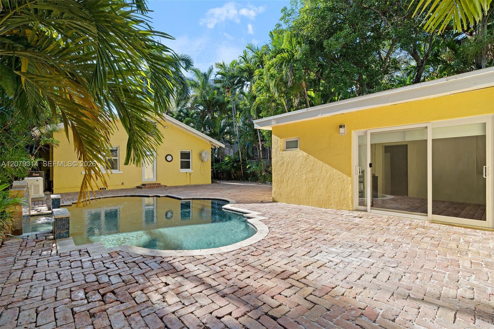 2465 Inagua Ave — Photo 5