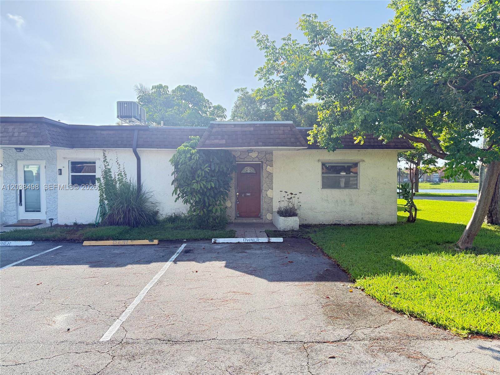 417 SW Natura Ave # A, Deerfield Beach FL 33441