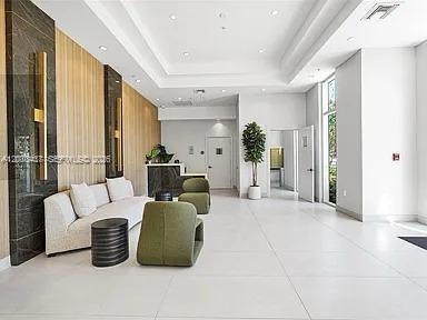 7910 Harbor Island Dr # 904 — Photo 4