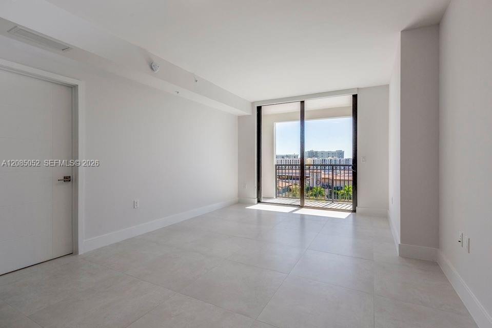 301 Altara Ave # 813 — Photo 3