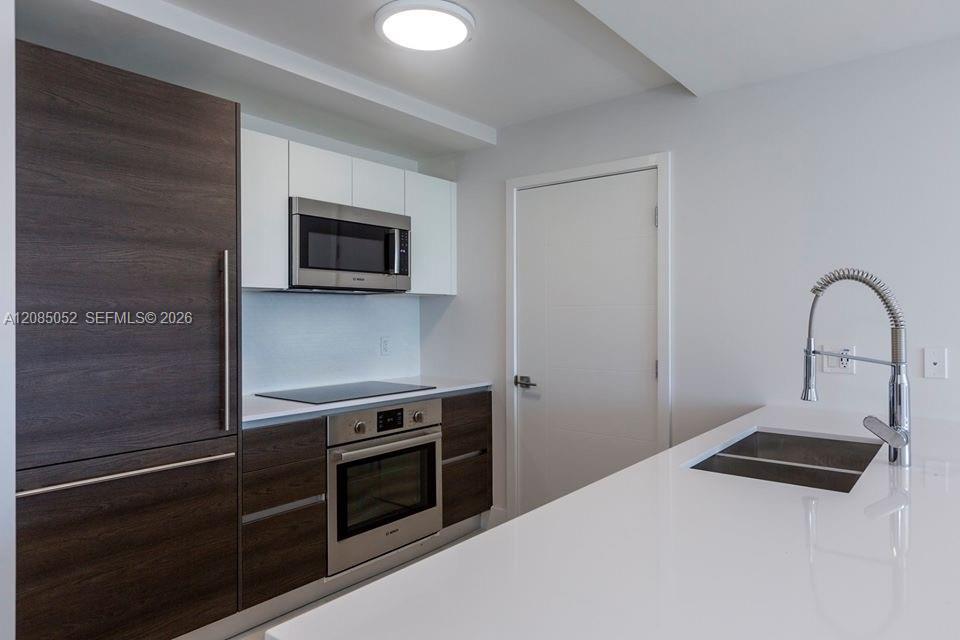 301 Altara Ave # 813 — Photo 4