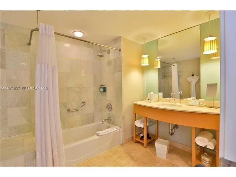 18683 Collins Ave # 1709 — Photo 5
