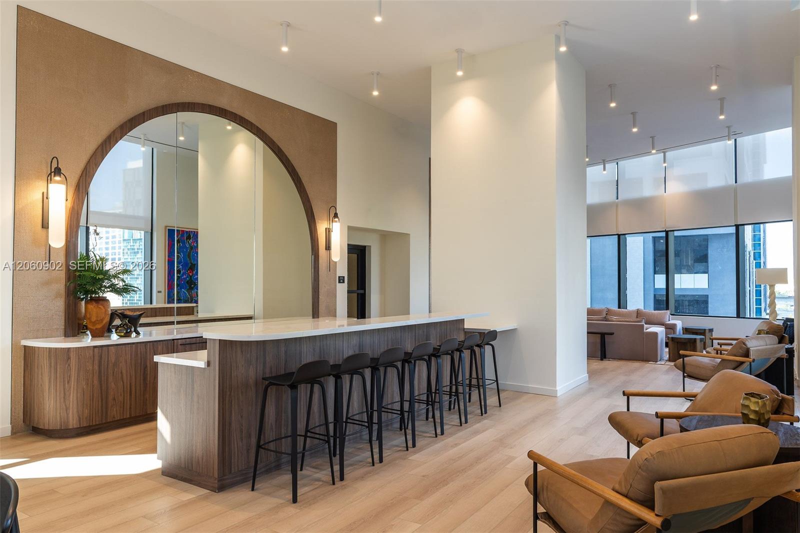 225 N Miami Ave # 2904, Miami FL 33128