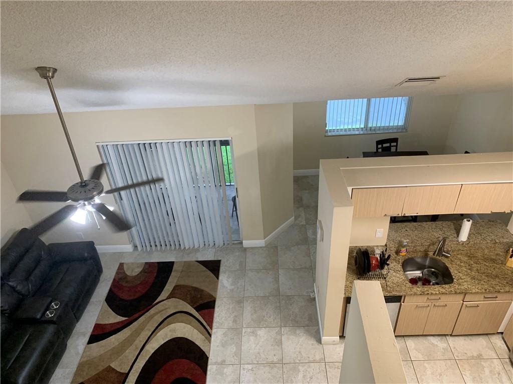 858 NW 92nd Avenue # 858, Plantation FL 33324