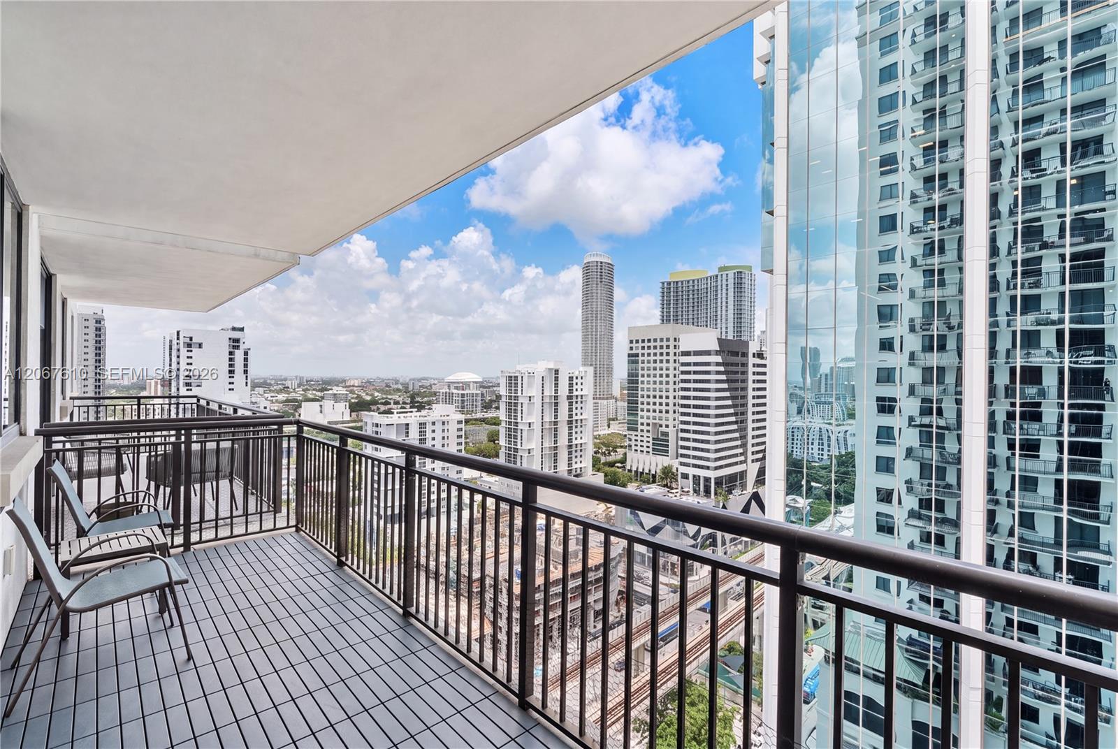 999 SW 1st Ave # 2115, Miami FL 33130