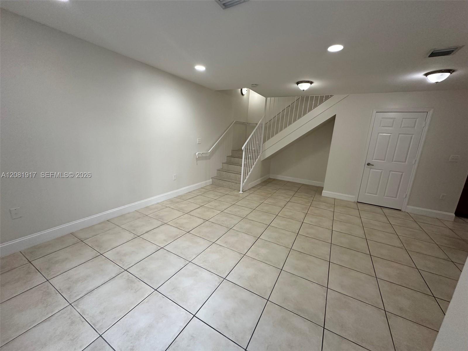 228 NW 14th Ave # 0 — Photo 3