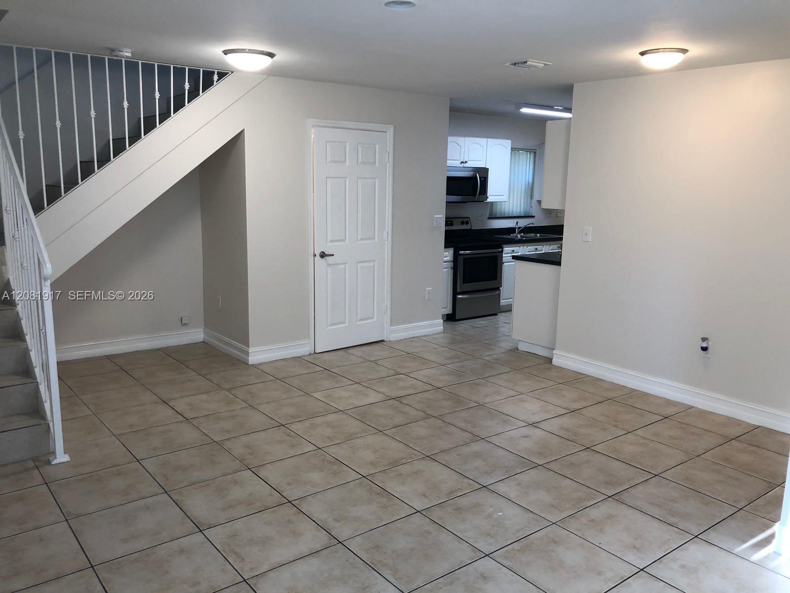 228 NW 14th Ave # 0 — Photo 4