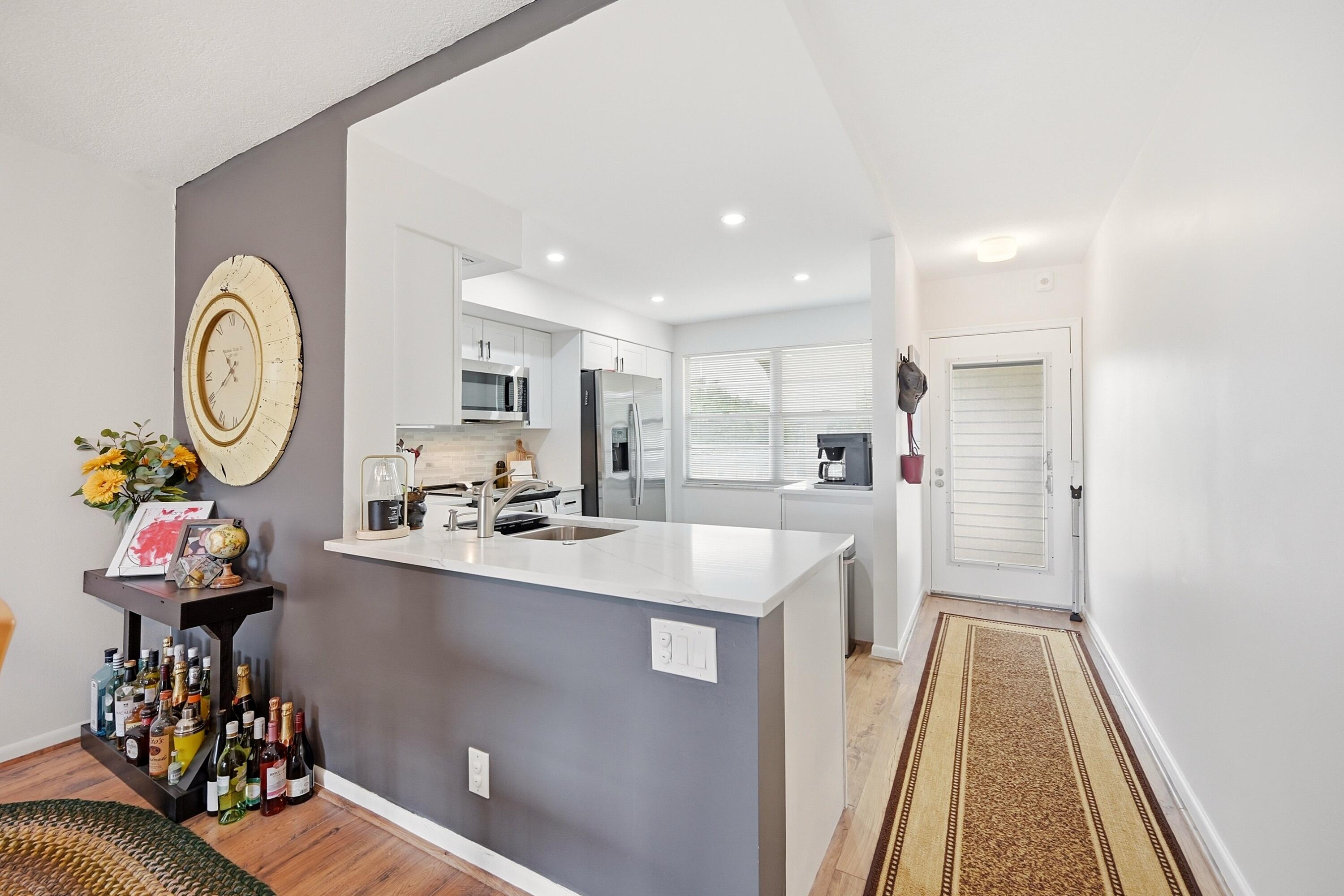 2905 Victoria Place # C4 — Photo 5