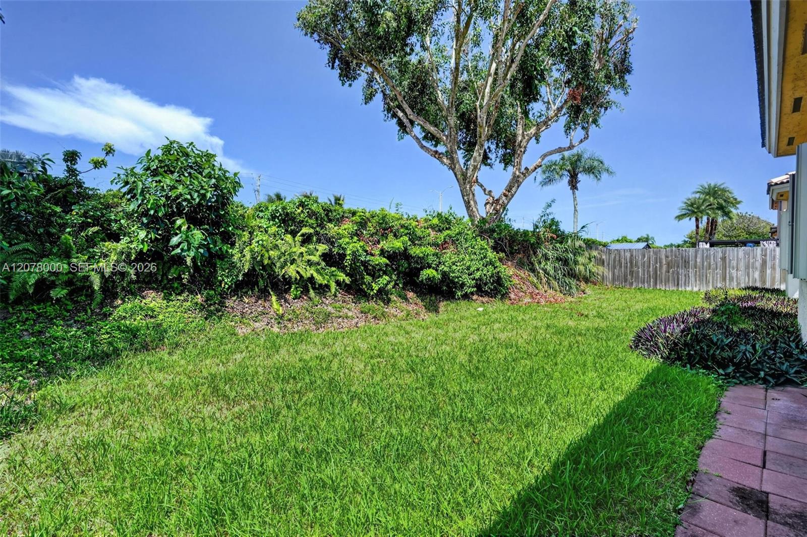 1971 SE 21st Ct — Photo 5