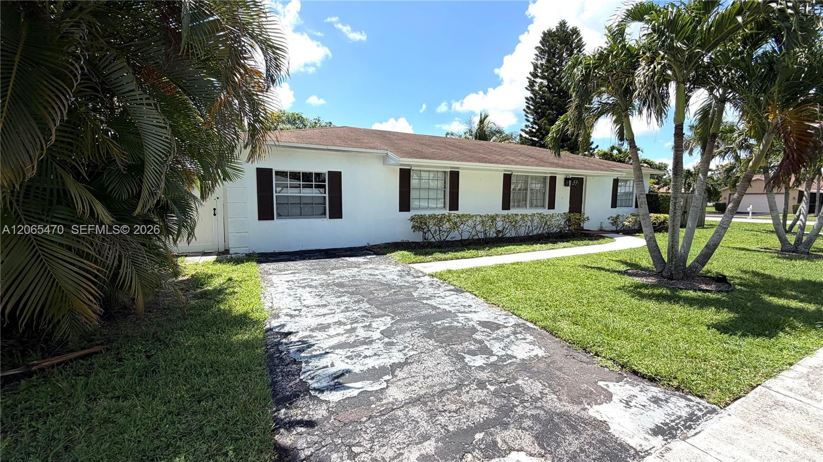 19480 Dakota Ct, Boca Raton FL 33434