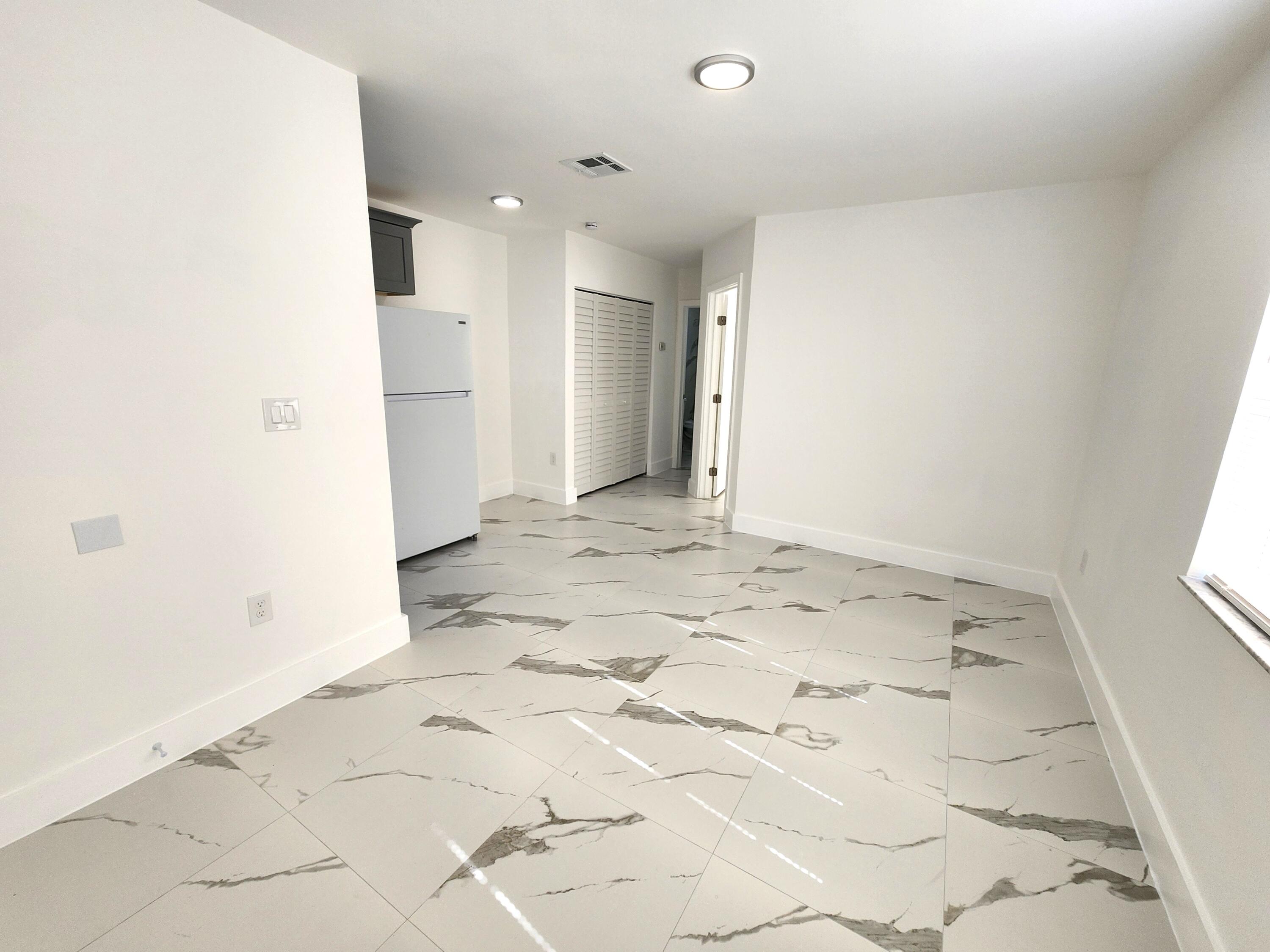 2466 Lincoln Street # 3 — Photo 3