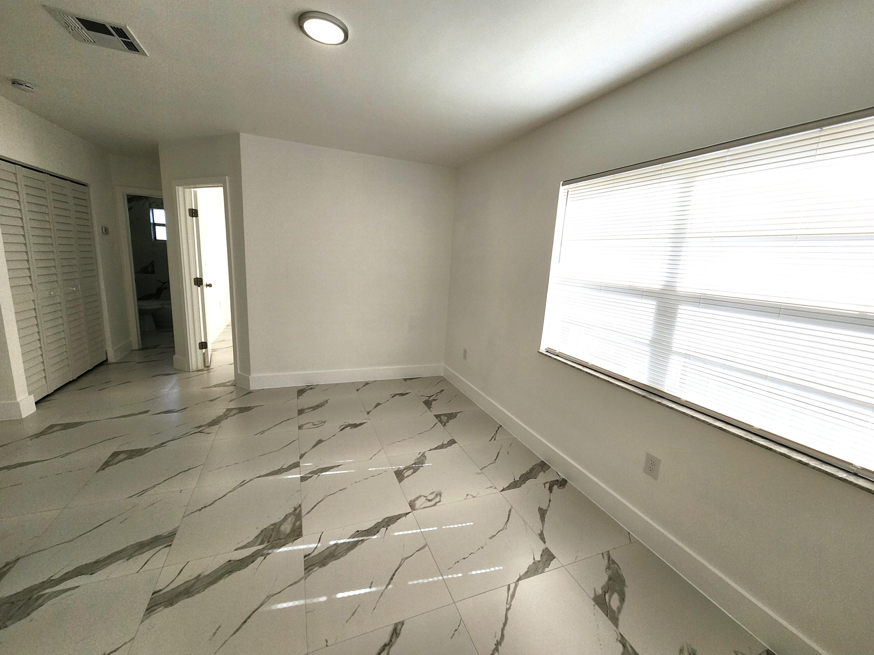 2466 Lincoln Street # 3 — Photo 2