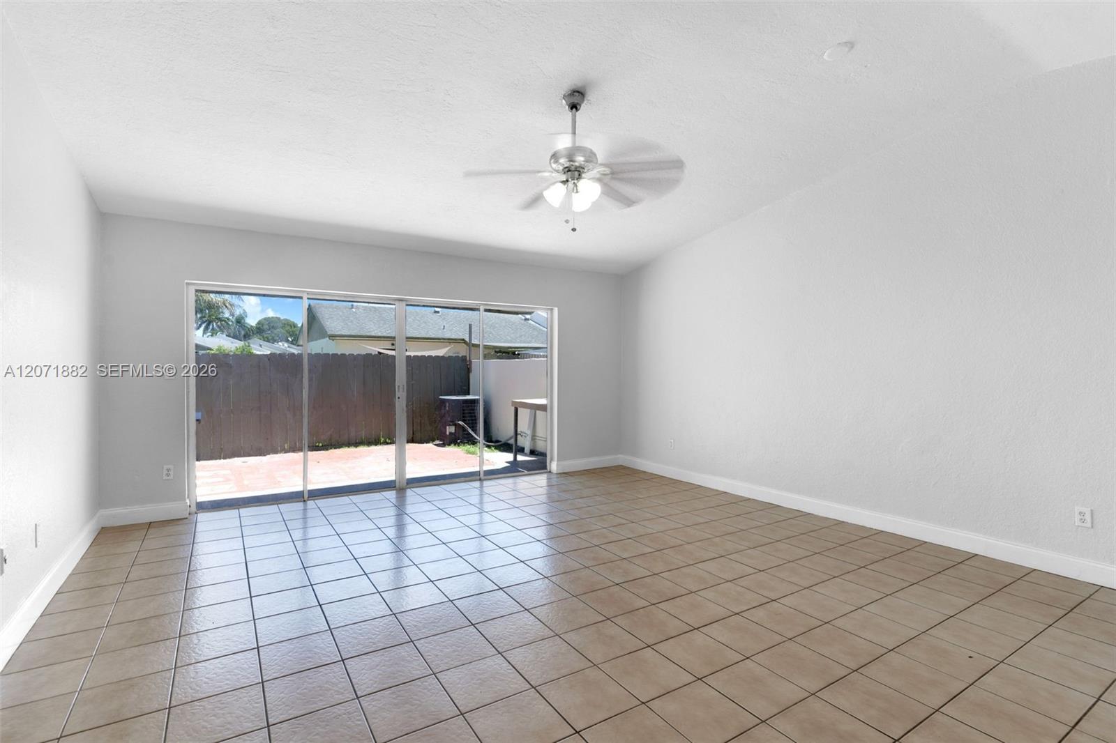 11209 SW 125th Pl — Photo 5