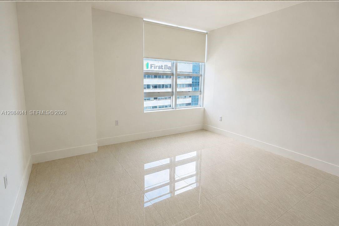 951 Brickell Ave # 1609 — Photo 3