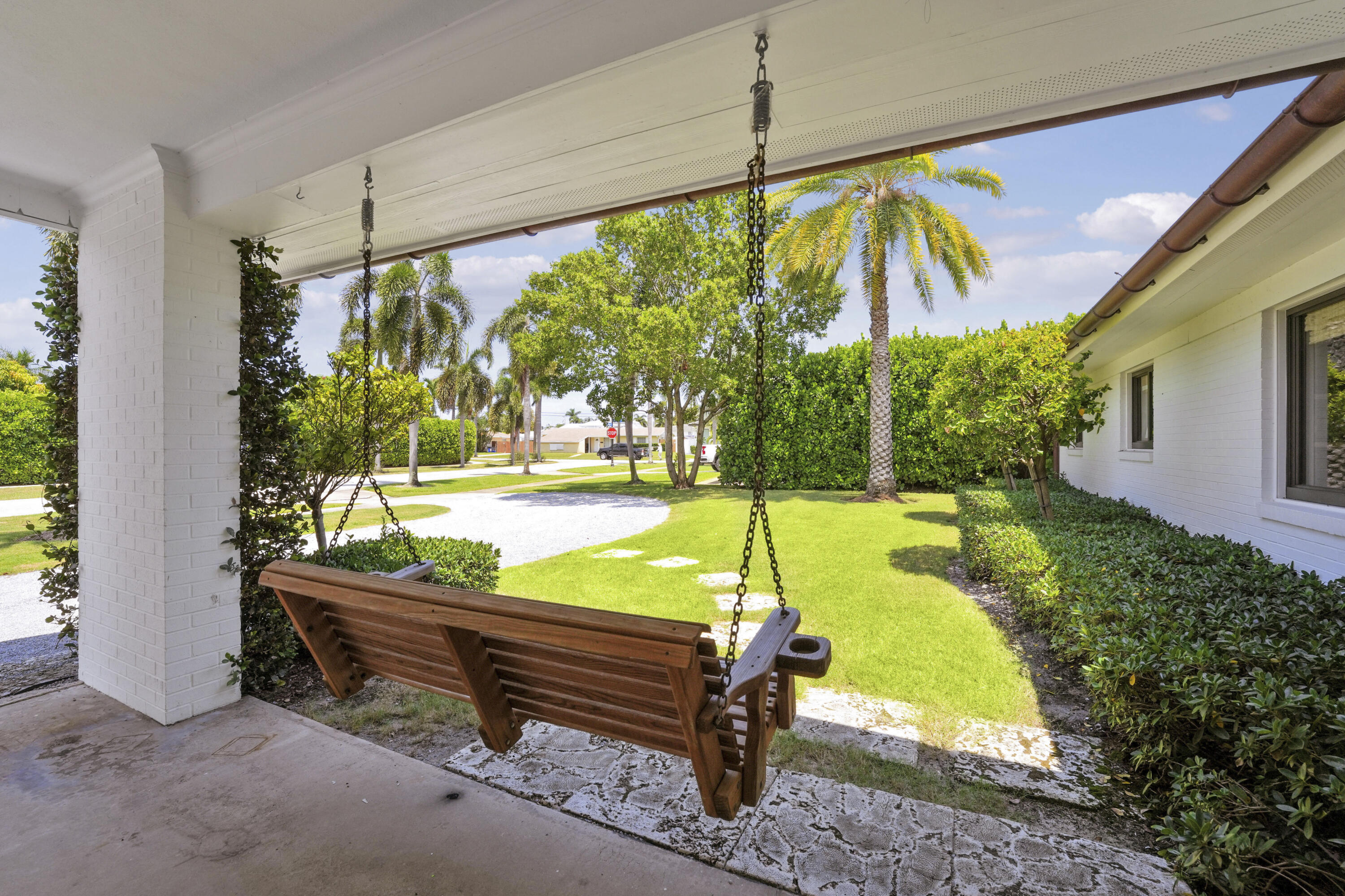 704 PELICAN Way — Photo 4
