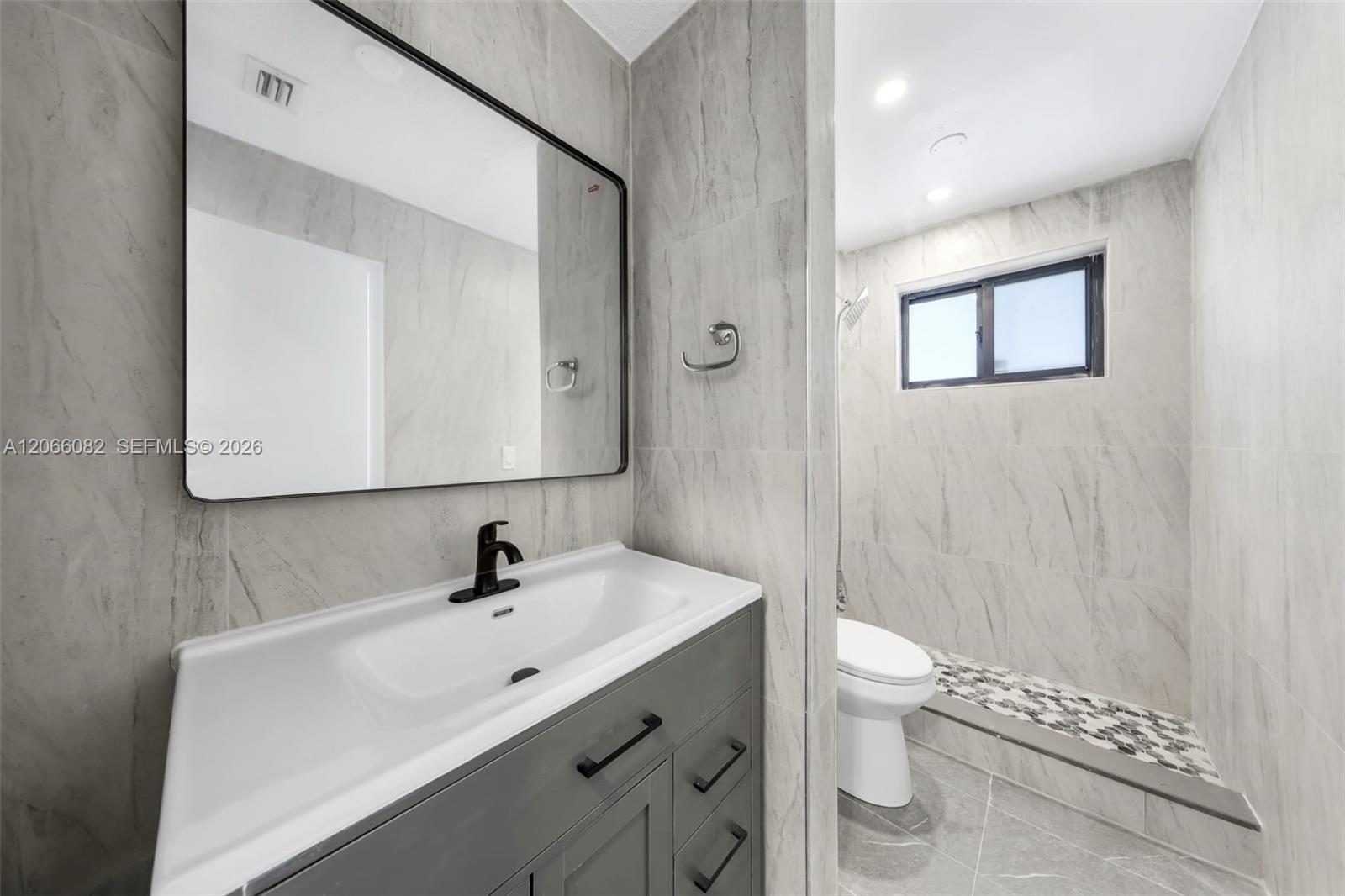 17150 NE 23rd Ave # 10 — Photo 5