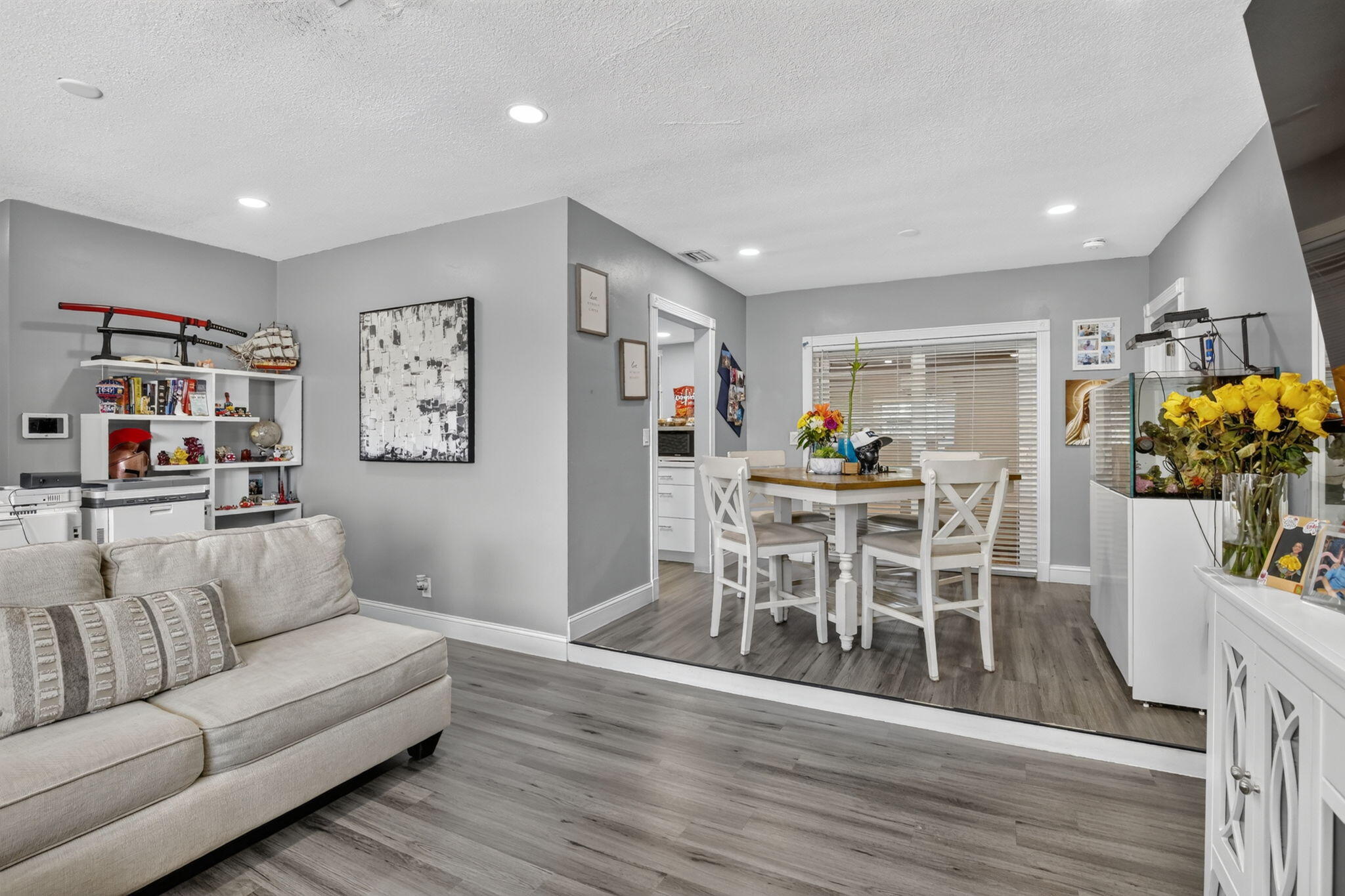 5301 SW 8TH Court — Photo 5