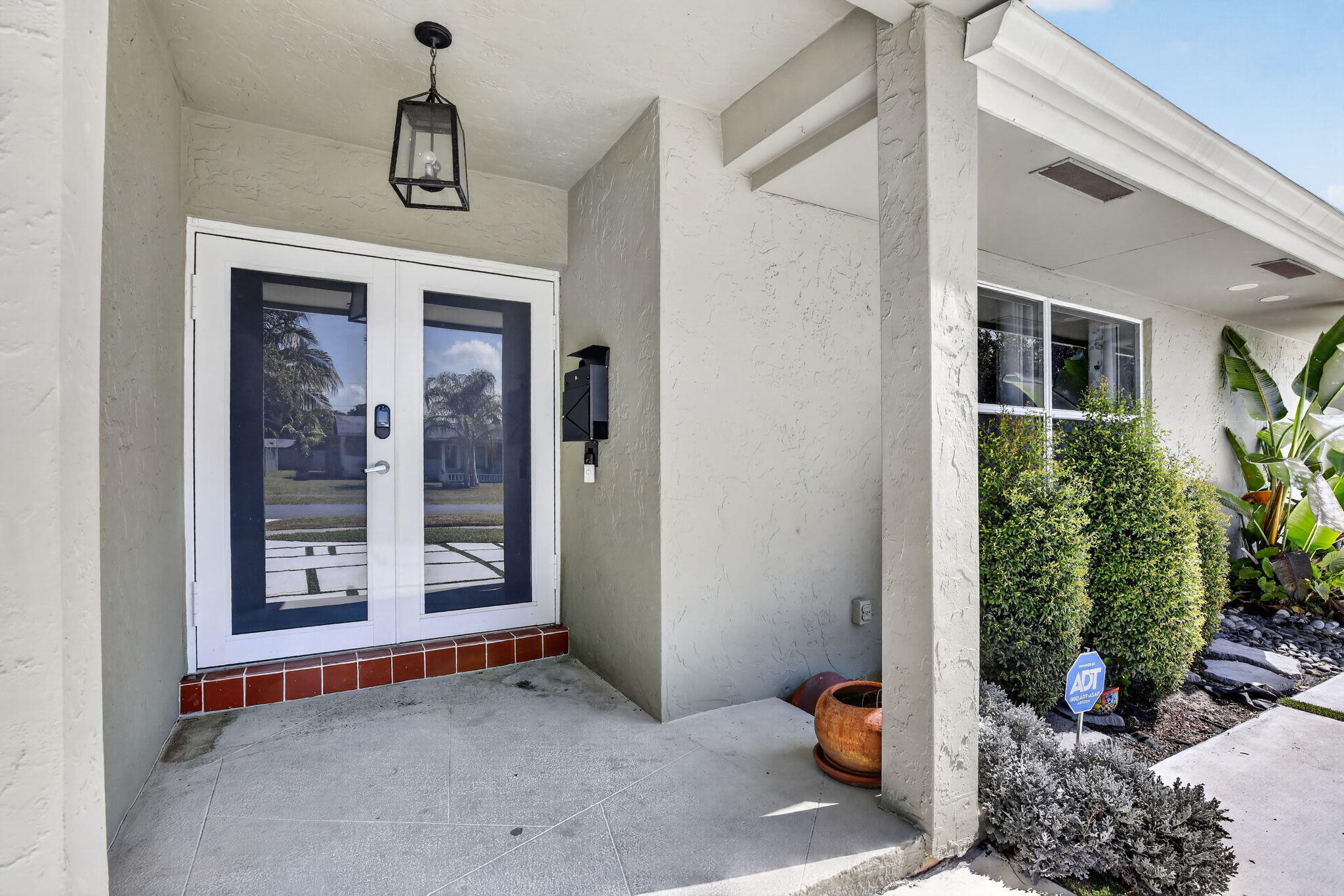 5301 SW 8TH Court — Photo 4