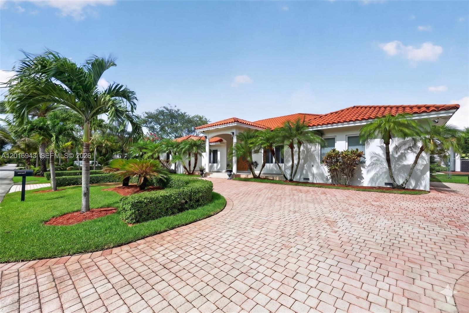 18461 SW 83rd Ave, Cutler Bay FL 33157