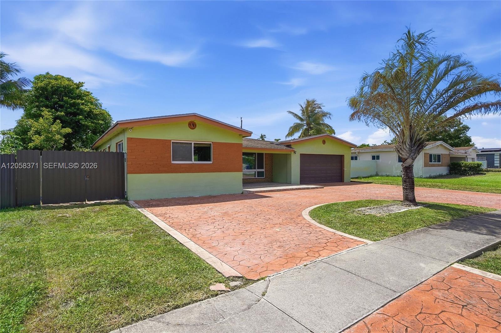 2220 De Soto Dr, Miramar FL 33023