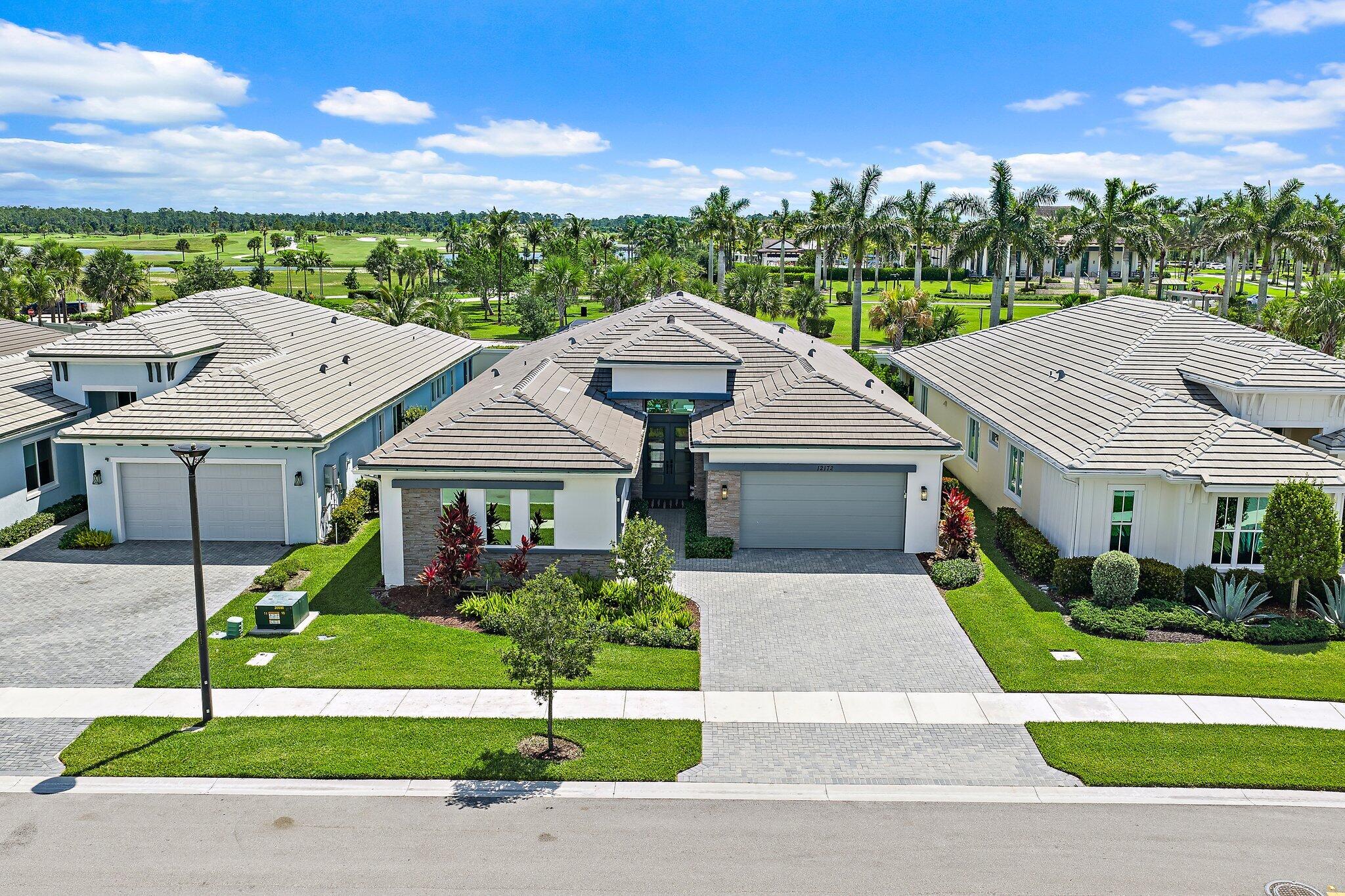 12172 Waterstone Circle — Photo 3
