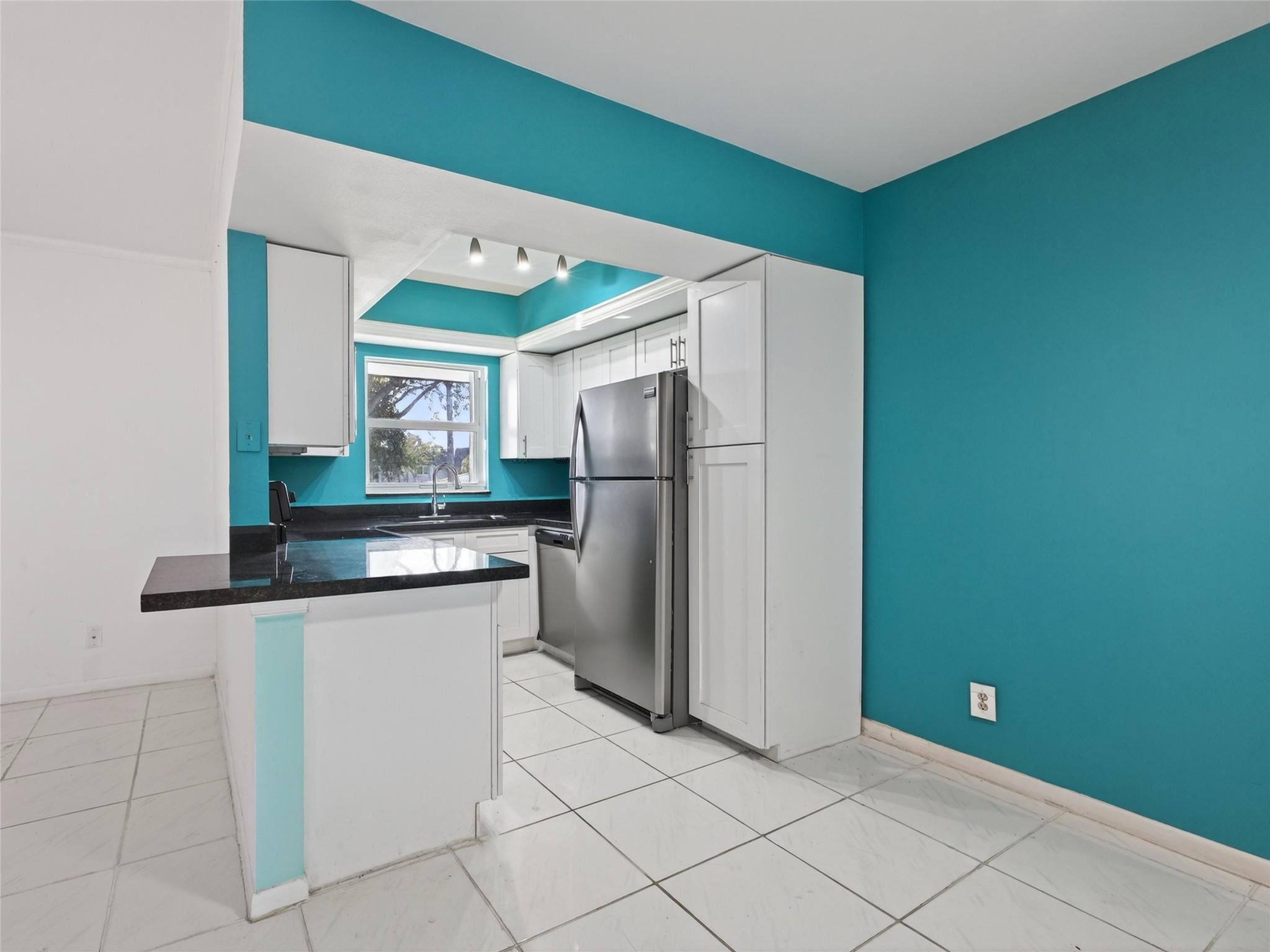 8400 W Sample Road # 203 — Photo 3