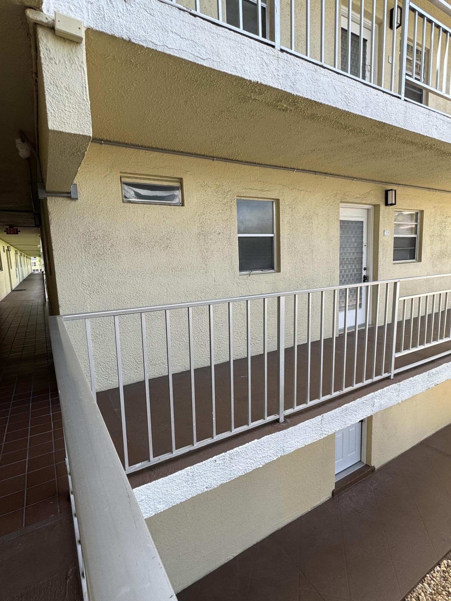 2515 NE 1st Court # 215, Boynton Beach FL 33435