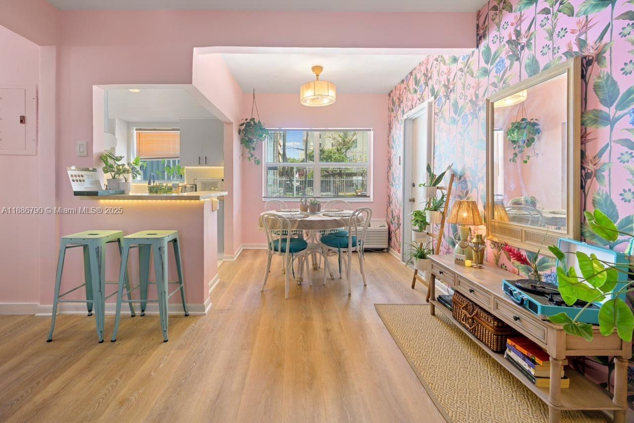 315 Van Buren St # 104B — Photo 4