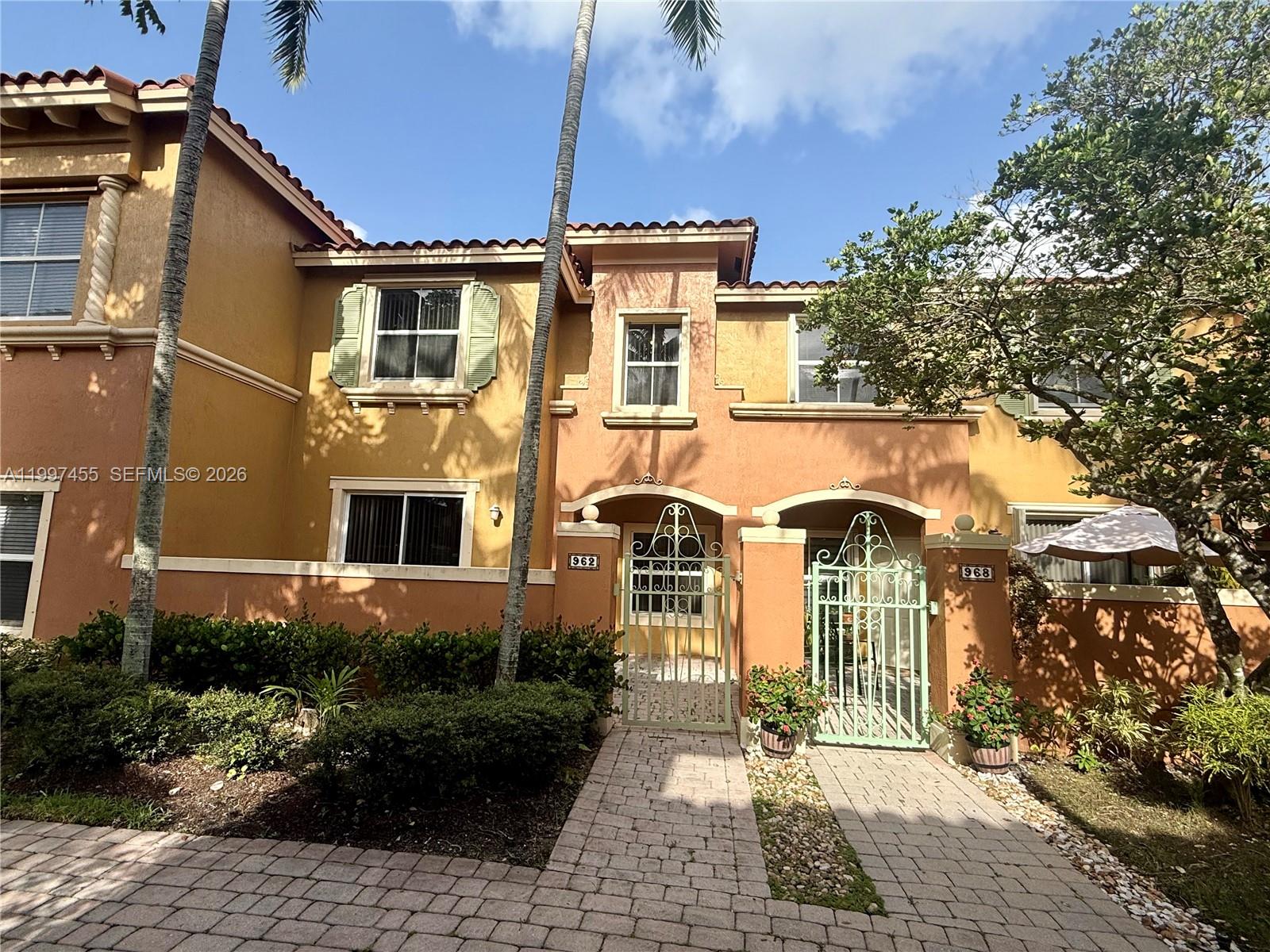 962 SW 143rd Ave # 2207, Pembroke Pines FL 33027