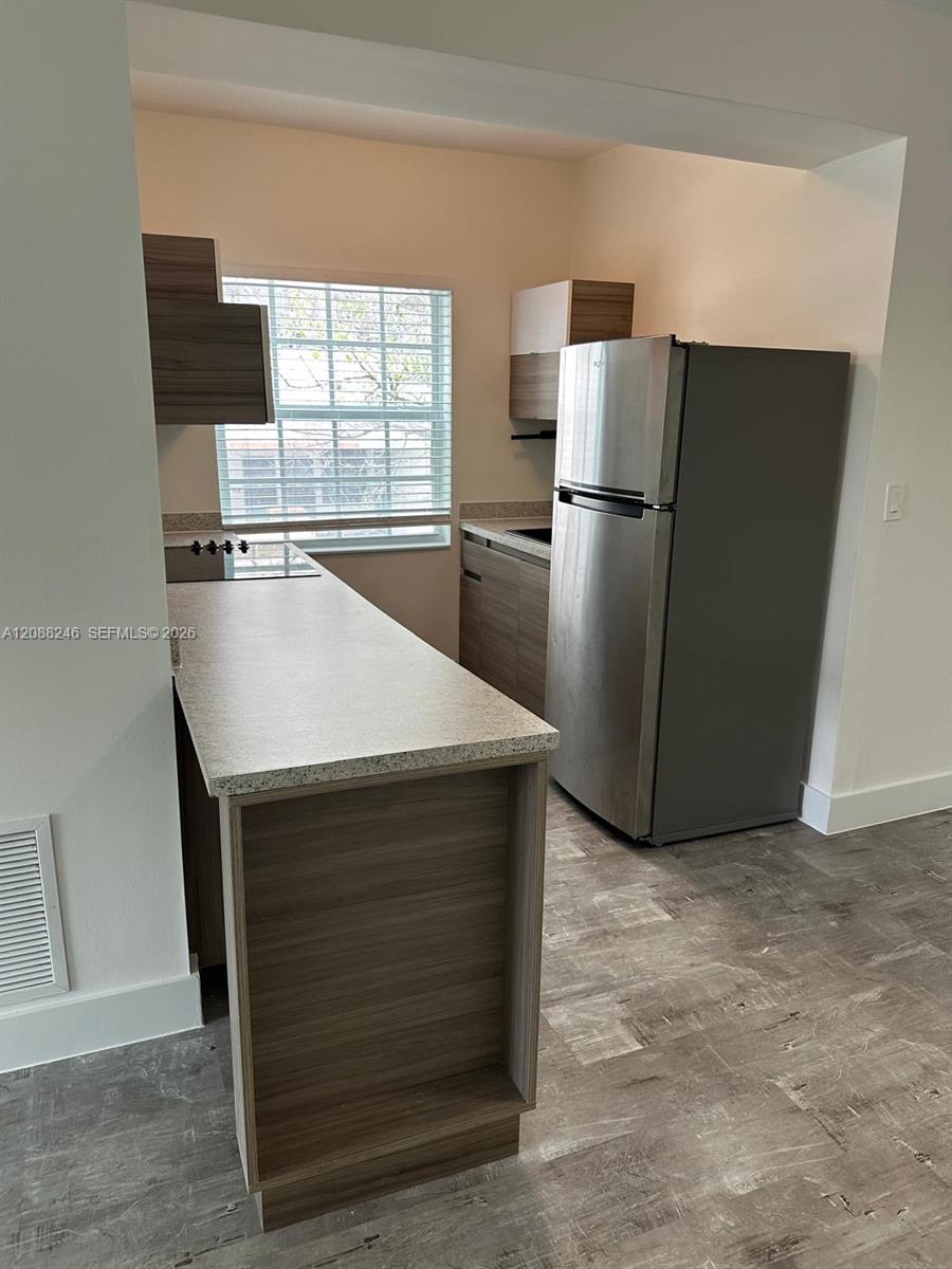 130 Antiquera Ave # 8 — Photo 3