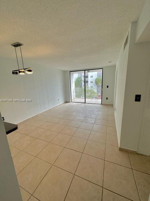 8145 NW 7th St # 321 — Photo 2