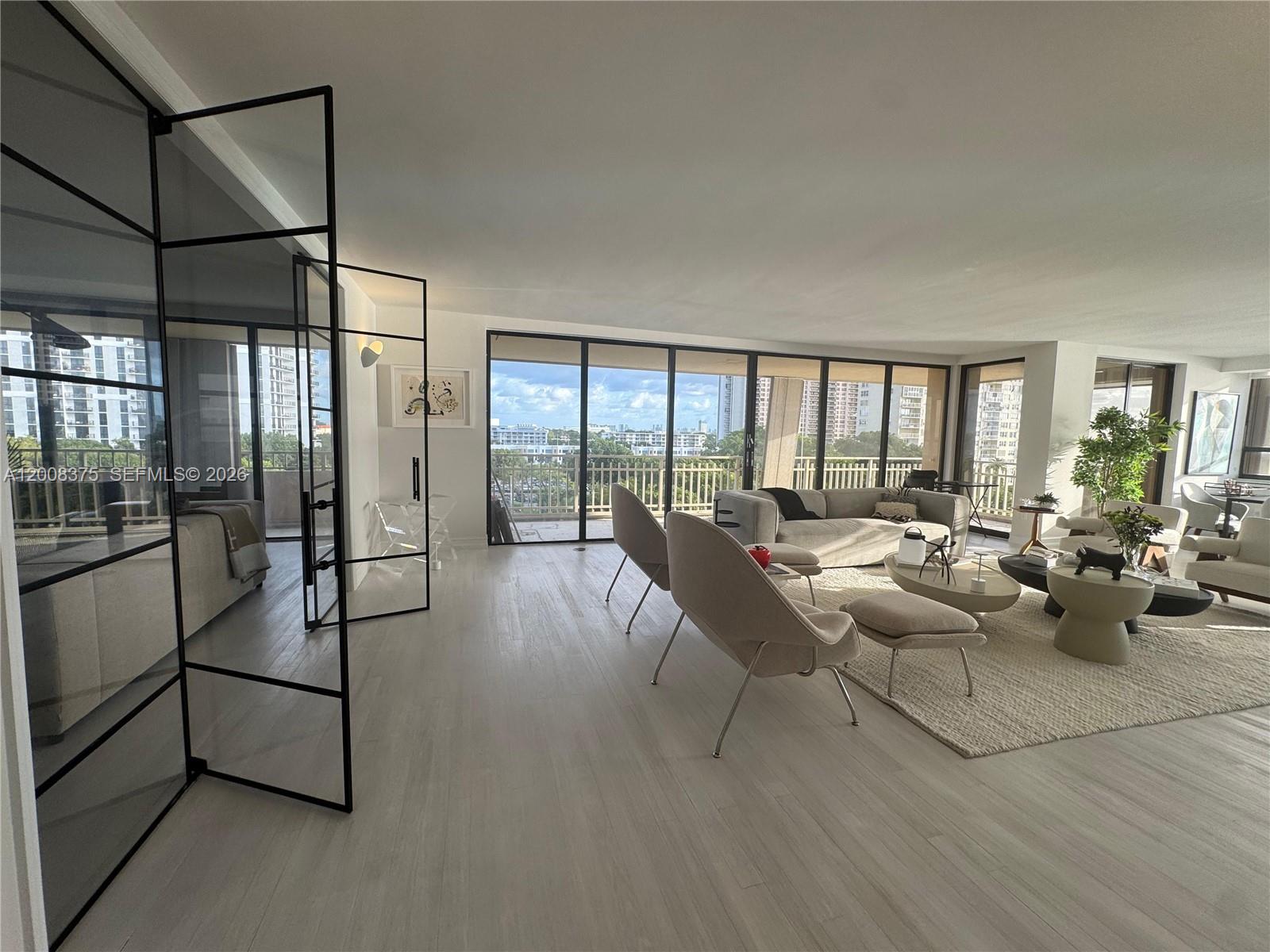 11113 Biscayne Blvd # 558, Miami FL 33181