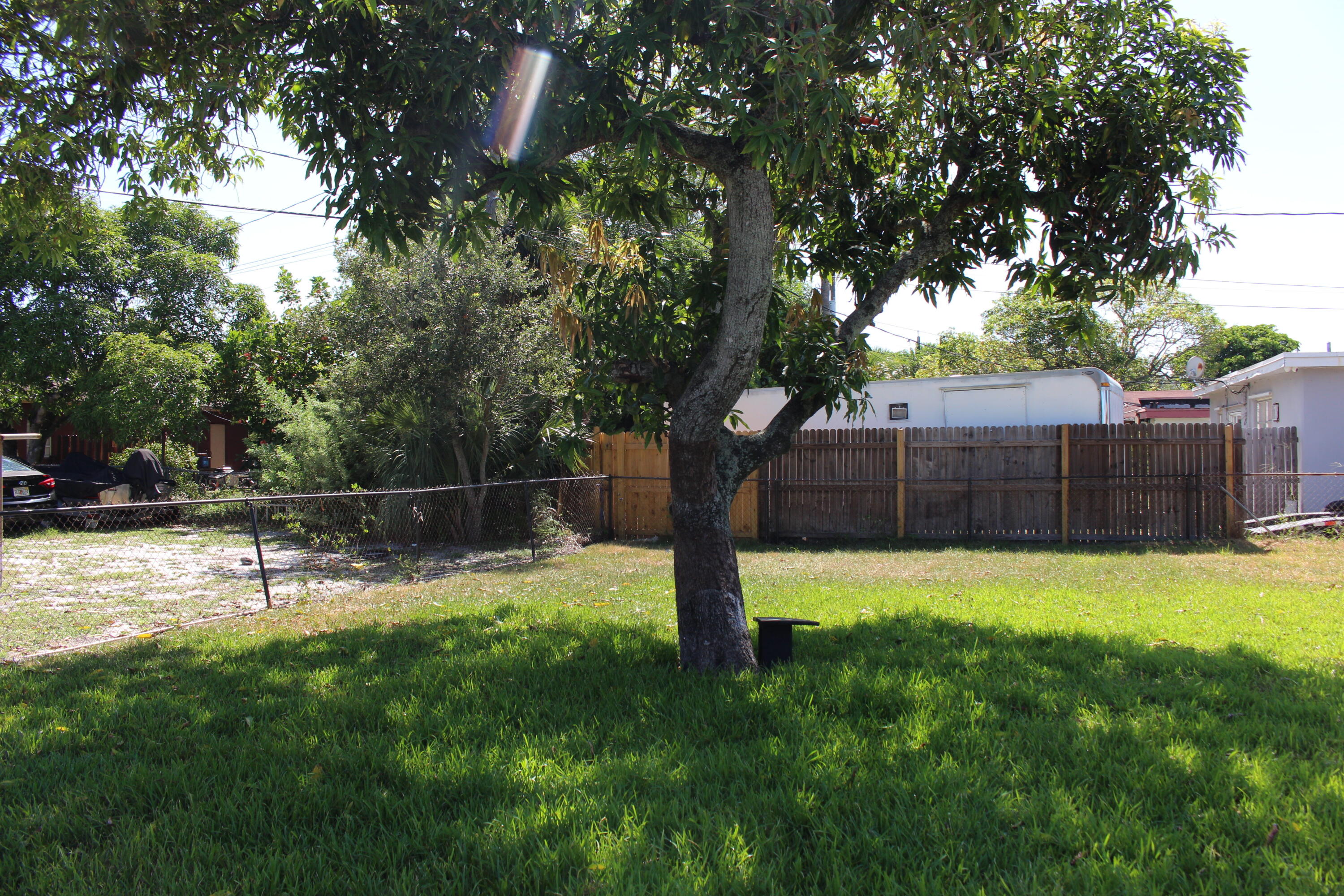 2304 NW 15TH Court — Photo 4