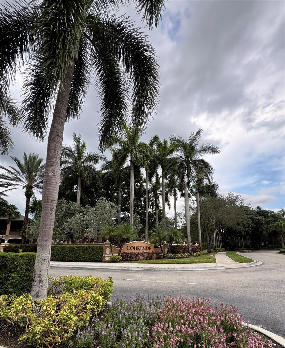2787 Center Ct Dr # 23, Weston FL 33332