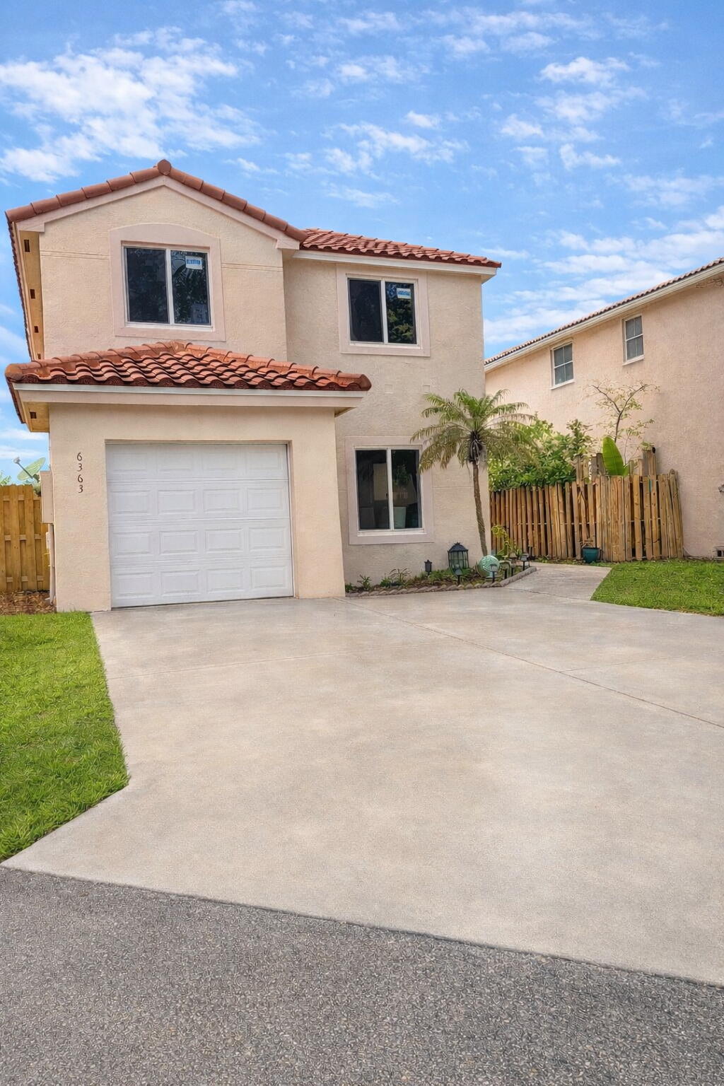 6363 Seagrape Circle, Margate FL 33063