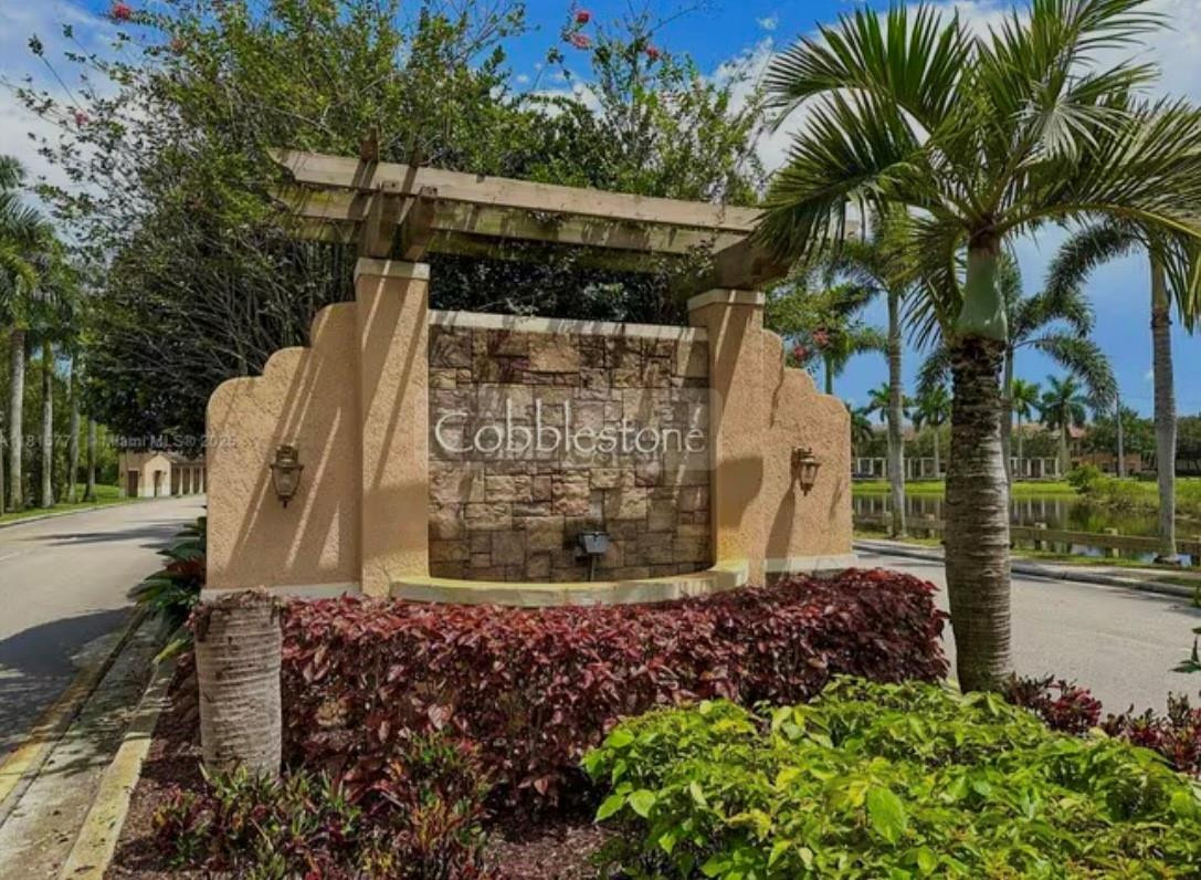817 SW 147th Avenue # 1404, Pembroke Pines FL 33027