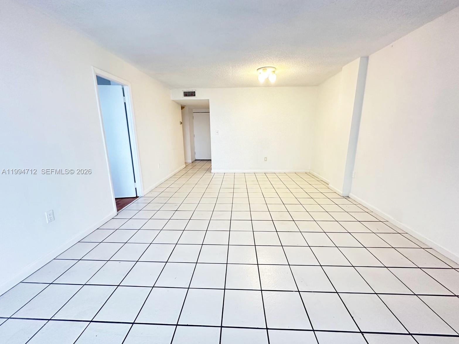 15600 NW 7th Ave # 606 — Photo 2