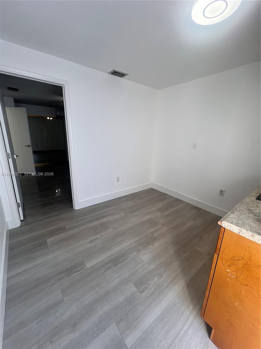 1615 SW 137th Pl # 2 — Photo 3