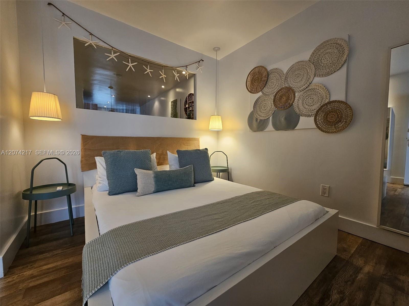 751 Collins Ave # 3 — Photo 4